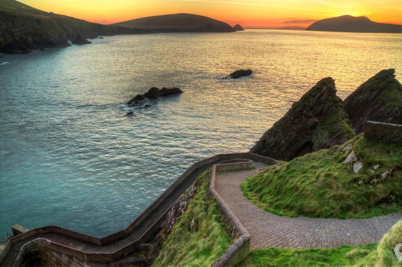 Dingle Courtyard Holiday Homes 3 Bed By Trident Holiday Homes エクステリア 写真