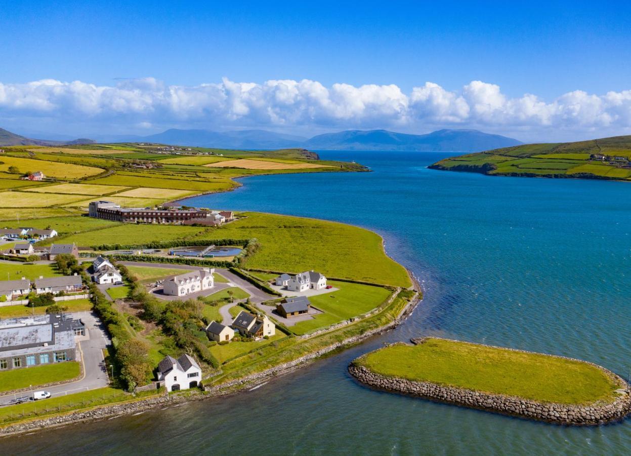 Dingle Courtyard Holiday Homes 3 Bed By Trident Holiday Homes エクステリア 写真